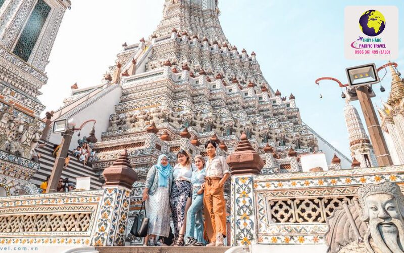 Tham quan Chùa Wat Arun (Chùa Bình Minh)